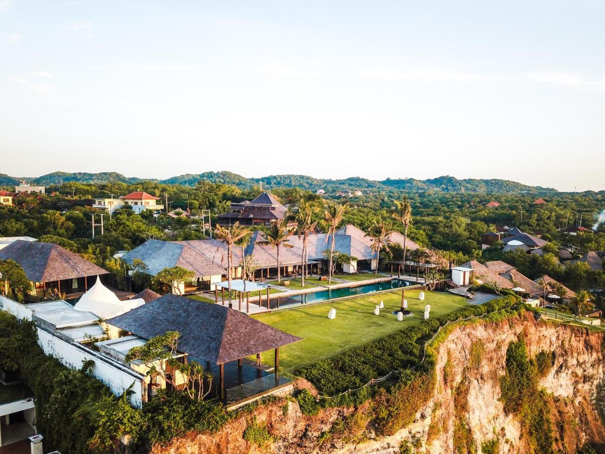 The Istana Uluwatu Exterior foto
